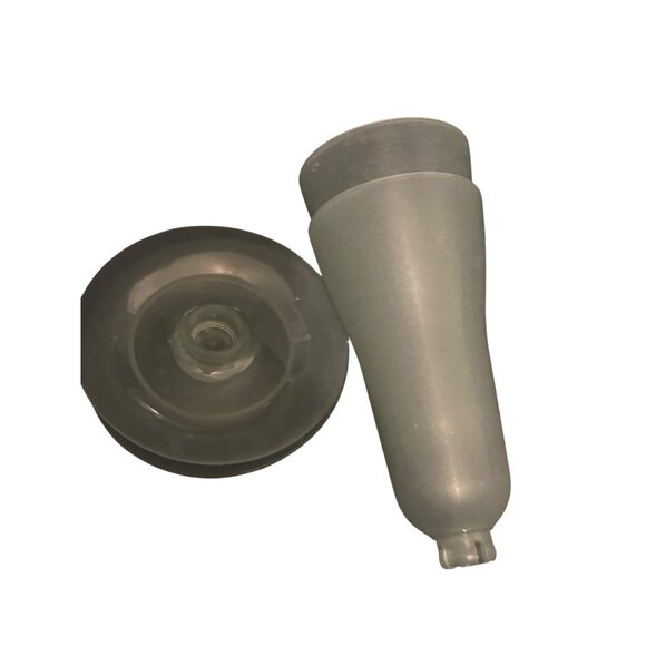 Set of 2 Vintage Tupperware Gray Parfait Dessert Cups 754 Replacements No Lids - Picture 4 of 4